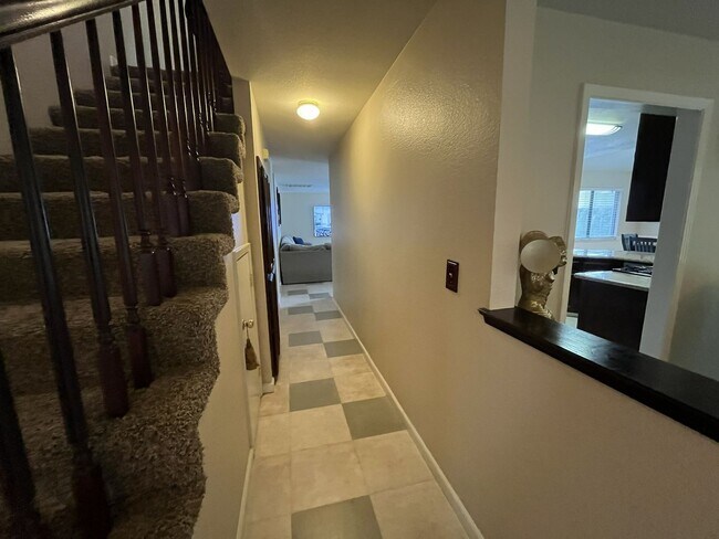 Building Photo - 434 Taggert Ct