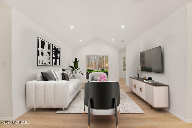 Building Photo - 606 Cypress Ln