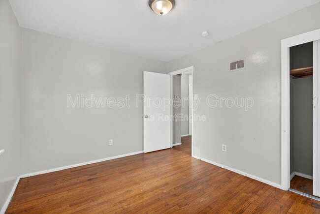 Building Photo - 5900 Sheriton Dr