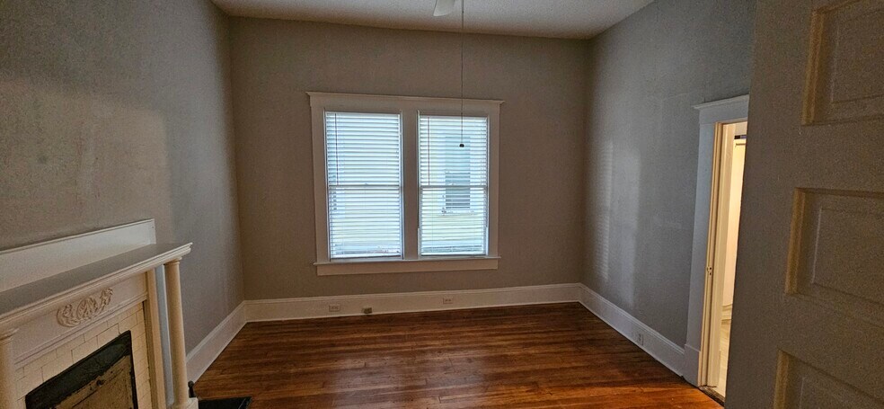 Building Photo - 2533 English Ave