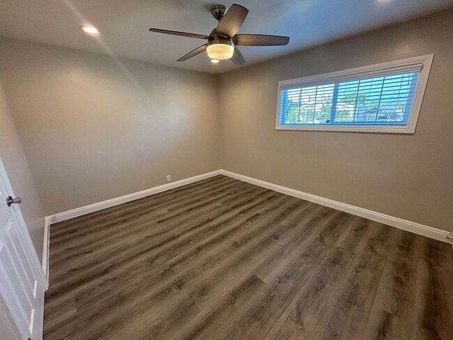 Building Photo - Spacious 2 Bedroom Home with 2 Bonus Rooms