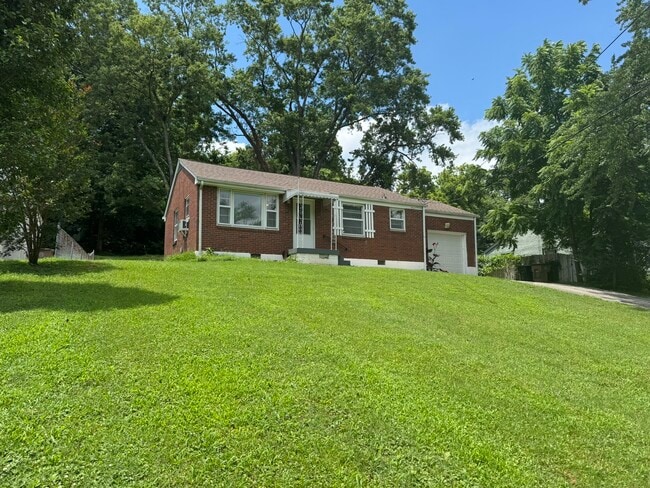 Building Photo - 512 Cottonwood Dr