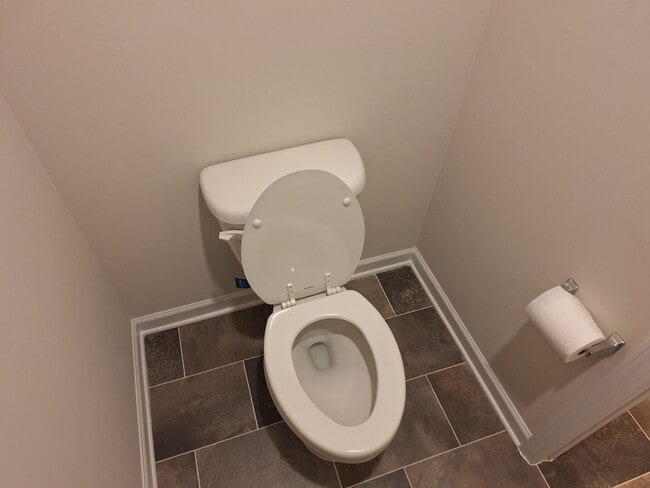 Building Photo - Newer Three Bedroom Home in Elgin SC!