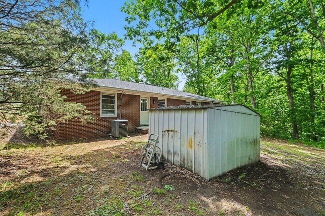 Building Photo - 468 Taylor St
