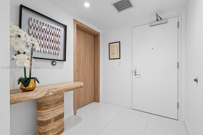 Building Photo - 1135 103rd St