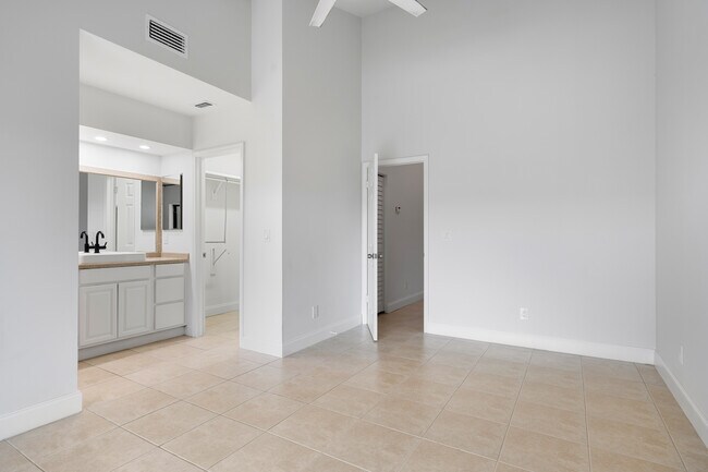 Building Photo - 4834 Bethel Creek Dr