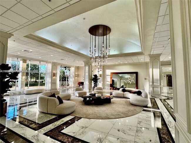 Building Photo - 5600 Collins Ave