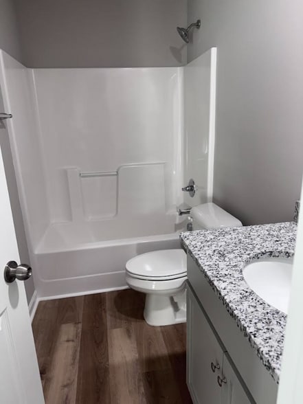 Building Photo - 303 Grand Oaks Dr