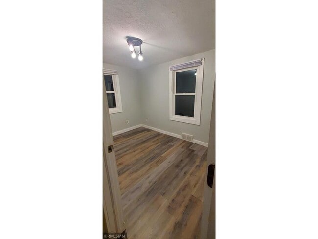 Building Photo - 376 Pierson Ave S