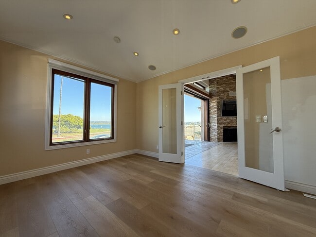 Building Photo - 3522 Crown Point Dr