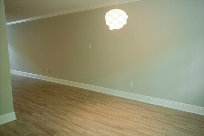 Building Photo - 14209 Briarsage Ct
