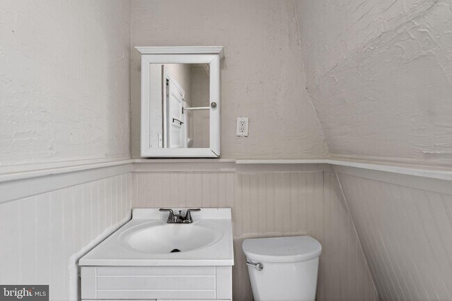 Building Photo - 3507 Indian Queen Ln