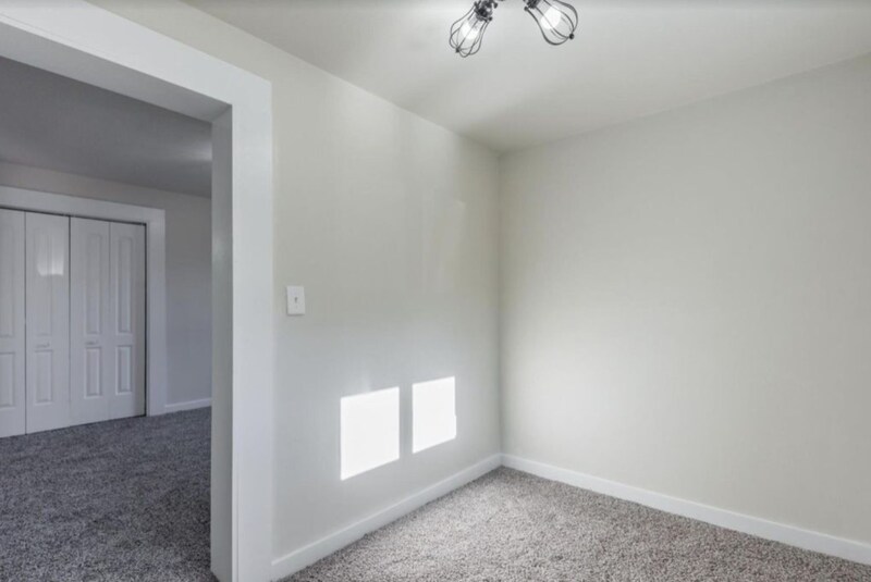 Building Photo - 1235 Iredell Ave