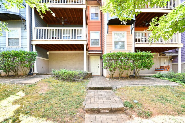 Building Photo - 7 Hamilton Ave