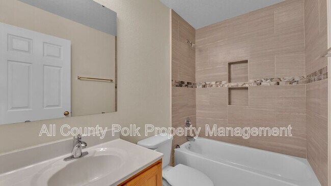 Building Photo - 5060 Spanish Oaks Blvd