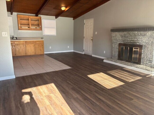 Building Photo - 4010 Legion Rd