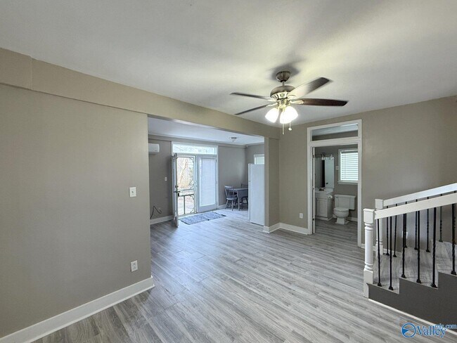 Building Photo - 1507 McCullough Ave NE