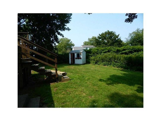 Building Photo - 1785 W Main Rd