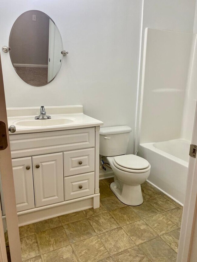 Building Photo - 110 Marbella Cir