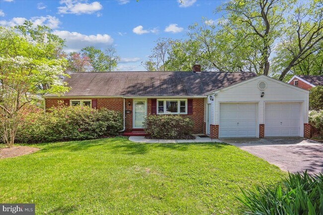 Building Photo - 1806 Arcola Ave