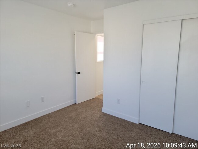 Building Photo - 8823 Roping Rodeo Ave