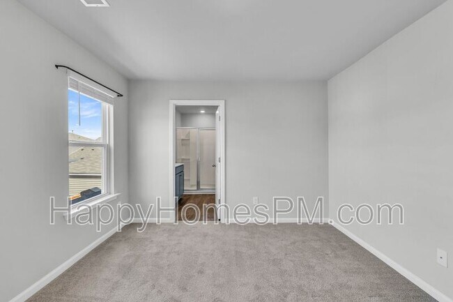 Building Photo - 303 Black Birch Dr