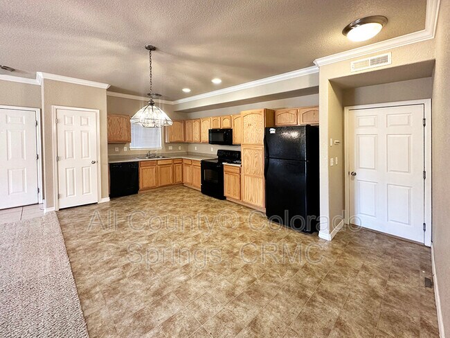 Building Photo - 4880 Kerry Lynn View