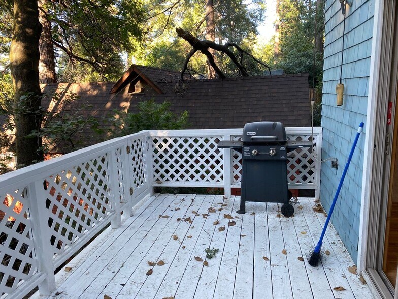 Building Photo - 23719 Bowl Rd