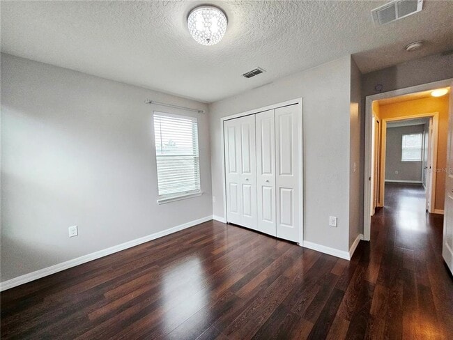 Building Photo - 11867 Verrazano Dr