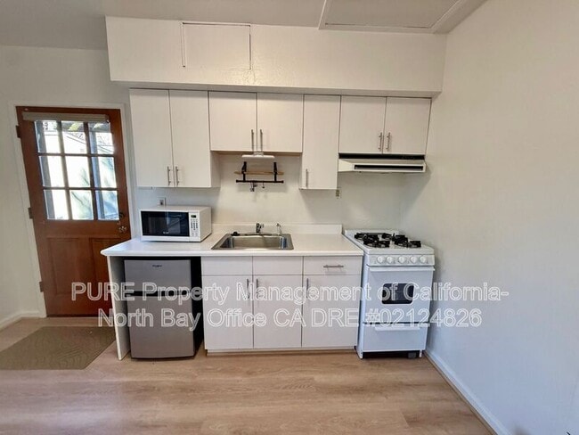 Building Photo - 760 Bodega Ave