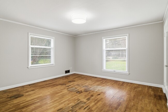 Building Photo - 8131 Veterans Dr SW