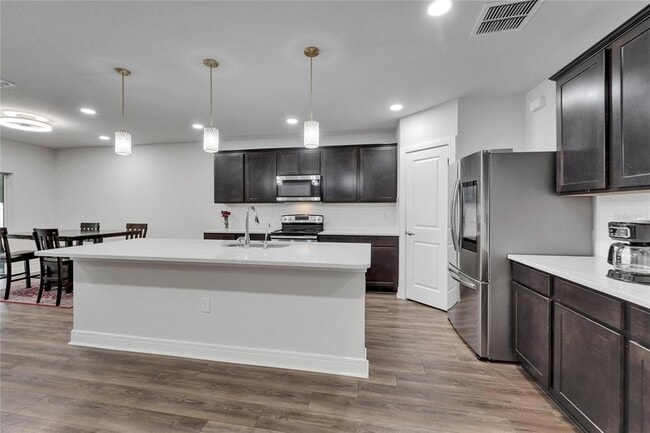 Building Photo - 6658 Devlin Ln