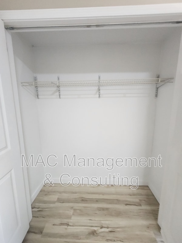 Building Photo - 1319 Autumn Ave