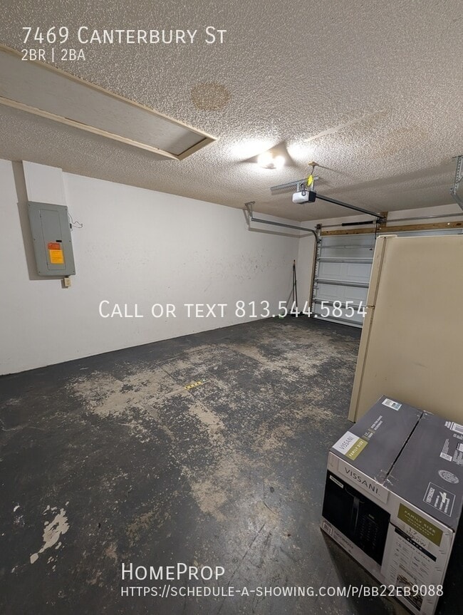 Building Photo - 7469 Canterbury St