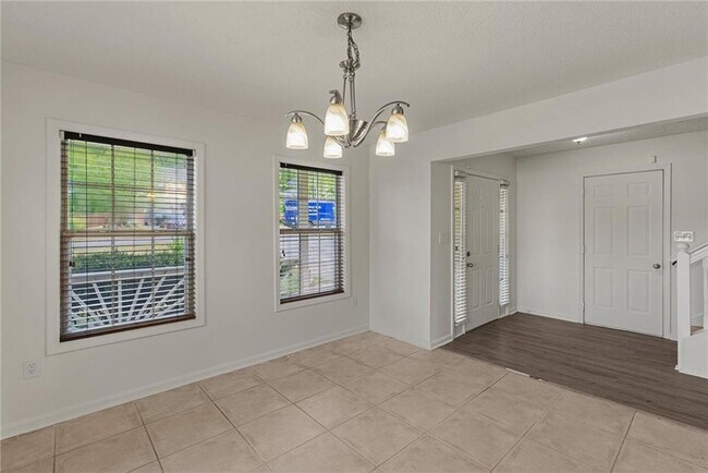 Building Photo - 3003 Brass Dr