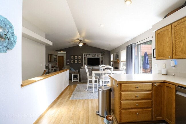 Building Photo - 5 Bedroom, Beautiful Home in Loveland!