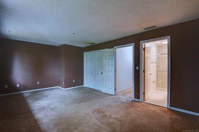 Building Photo - 298 Conestoga Way