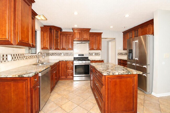 Building Photo - 2515 Pressman Dr