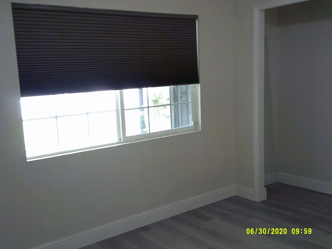 Building Photo - 5469 Palm Ave