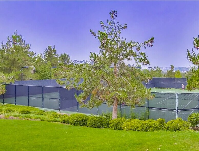 Building Photo - 11779 Westview Pky