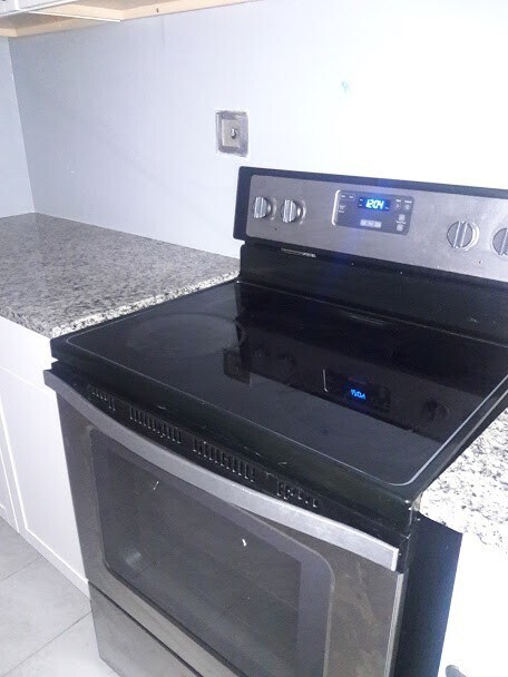 Building Photo - Stunning 3-Bedroom, 2-Bath Home in Desirable Mandarin Neighborhood!