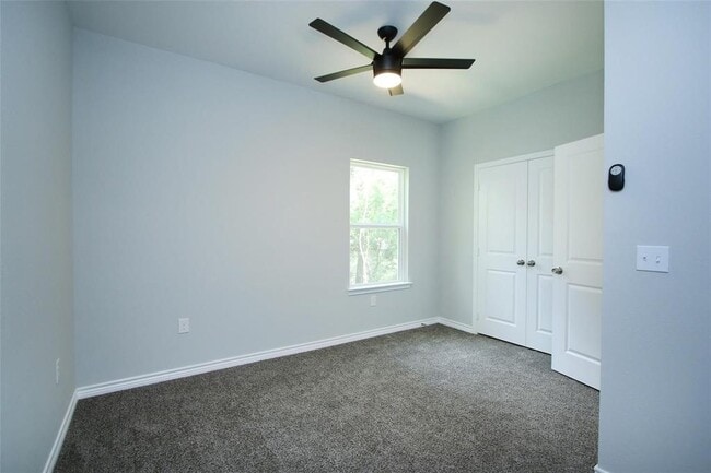 Building Photo - 923 Timberglen Ct