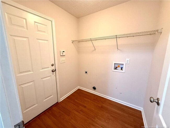 Building Photo - 2513 Hunting Bow Dr