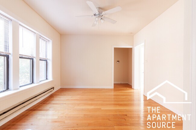 Building Photo - 3823.5 N Fremont St