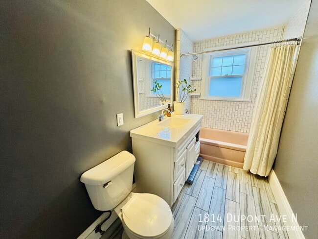 Building Photo - 1814 Dupont Ave N