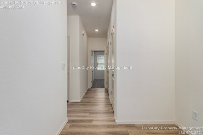 Building Photo - Brand-New 3 Bedroom Single Level Home in T...