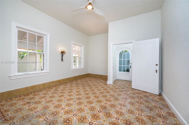 Building Photo - 3240 Morris Ln