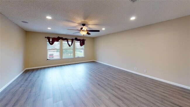 Building Photo - 7305 Pusch Ridge Loop
