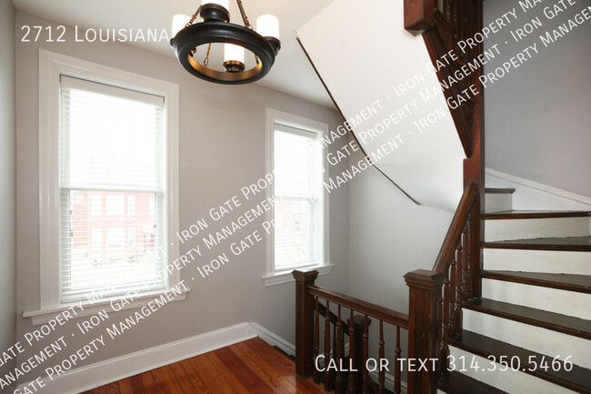 Building Photo - 2712 Louisiana-
