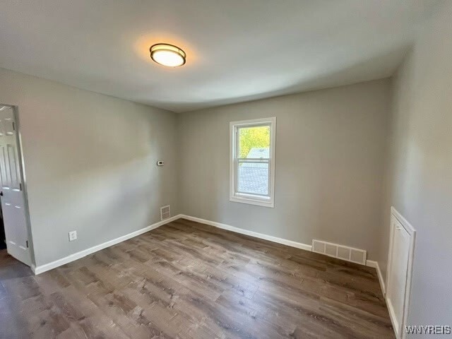 Building Photo - 3218 North Ave